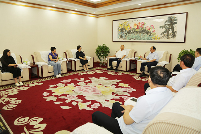 建行河南省分行項(xiàng)目評(píng)估中心總經(jīng)理王洪亮一行調(diào)研2×60萬機(jī)組項(xiàng)目