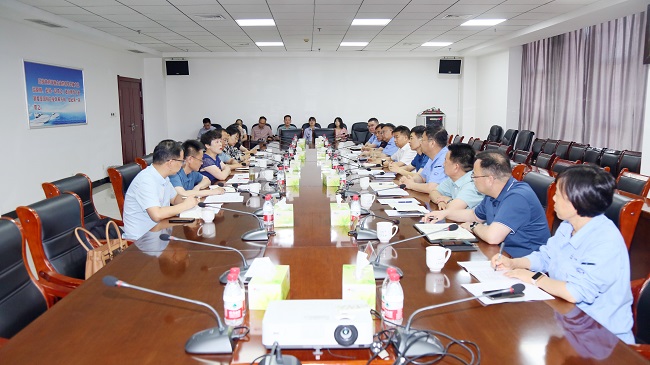 洛陽市科技局黨組書記、局長葉惠玲一行到萬基控股集團(tuán)調(diào)研