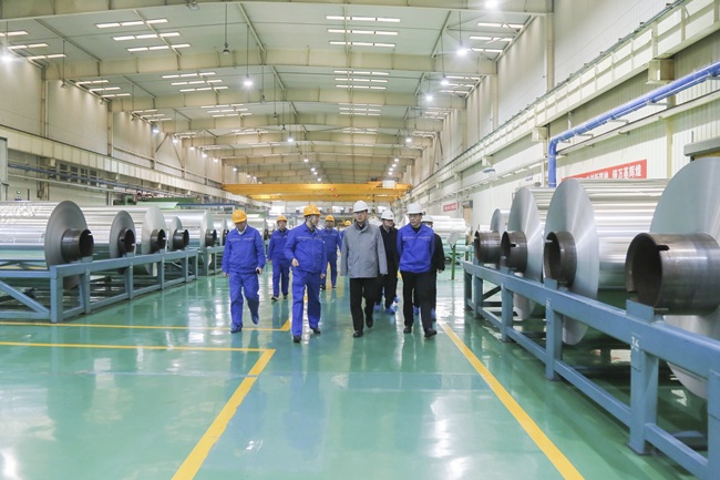 工控集團黨委書記、董事長符同欣到萬基控股集團調(diào)研