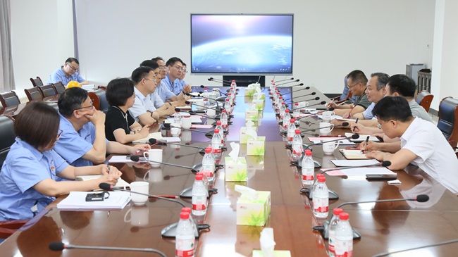 河南省國(guó)資委黨委副書記、主任吳祖明一行到萬(wàn)基控股集團(tuán)調(diào)研